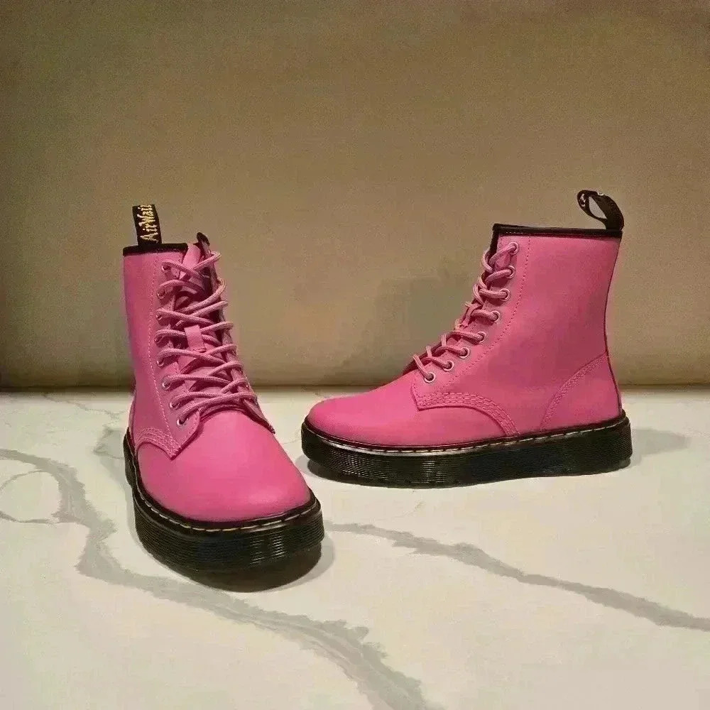 NWOB Dr Martens Zavala Hot Pink Leather Combat Boots Womens Size 7 / Mens Size 6